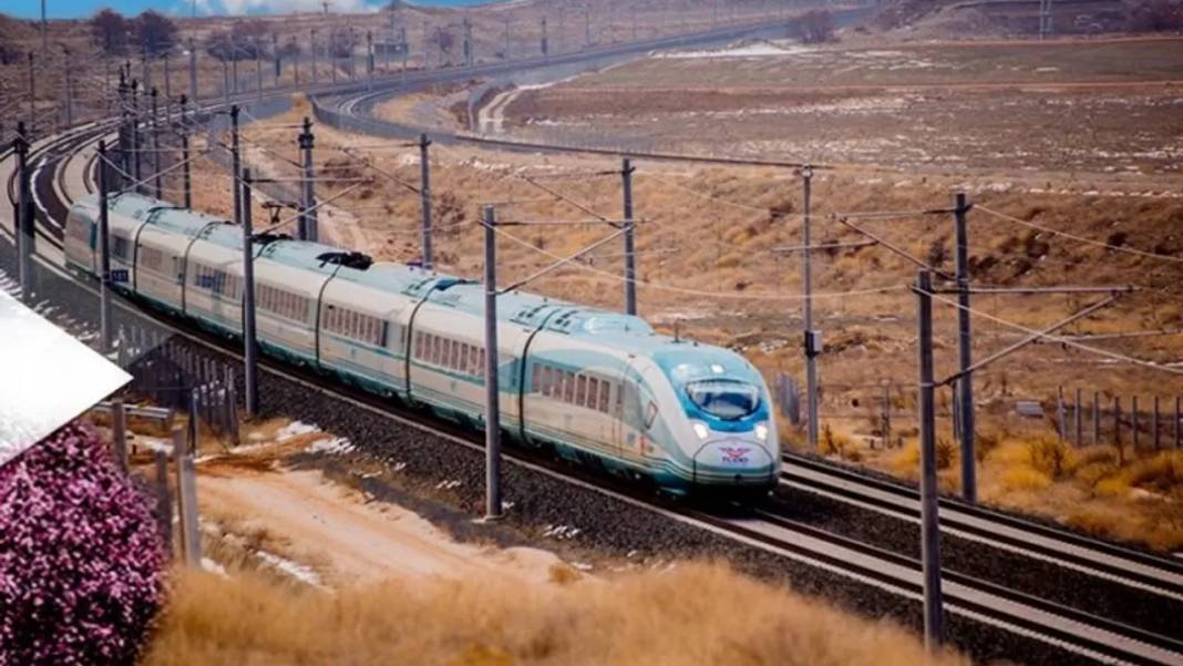 Öğretmenlere % 50 indirimli Yüksek Hızlı Tren bileti 1