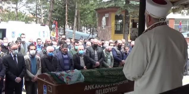 Trafik kazasında yaralanan öğrenci, tedavi gördüğü hastanede yaşamını yitirdi