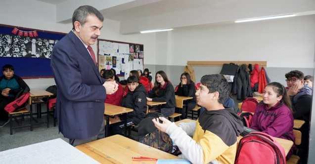 BAKAN TEKİN, ANKARA'DA OKUL ZİYARETLERİNDE BULUNDU